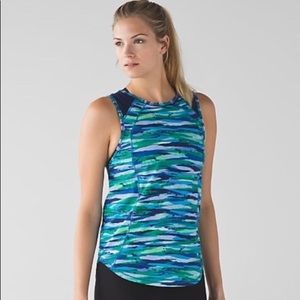Lululemon Seven Wonders tank